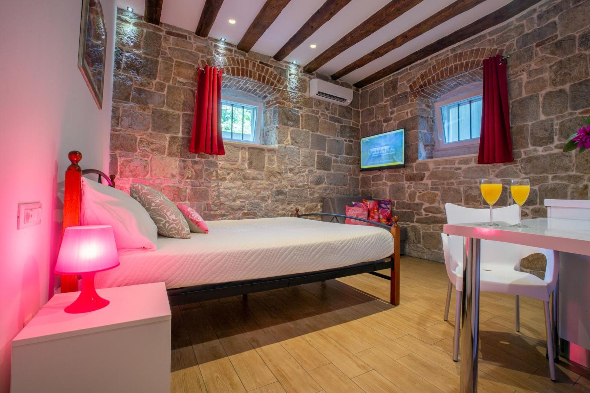 Summer Stone Pleasure Split Ngoại thất bức ảnh